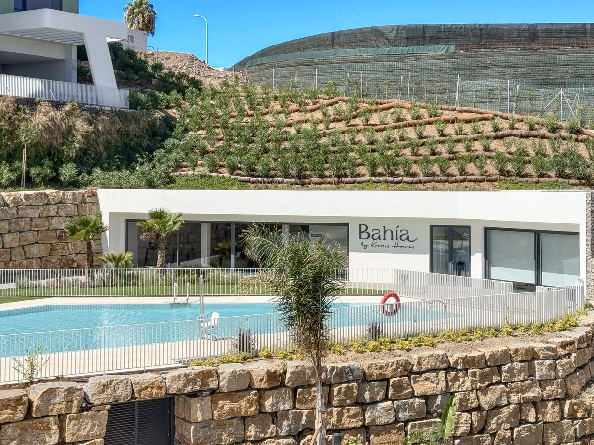 2 Bed Apartment for sale in Calanova Golf Costa Del Sol, Málaga, Spain