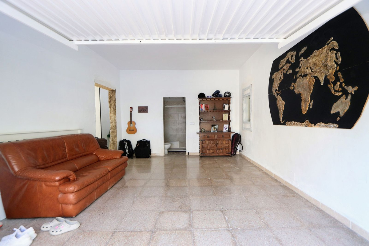 Se vende Villa - Chalet de 6 dormitorios en Costa Blanca, Alicante, España