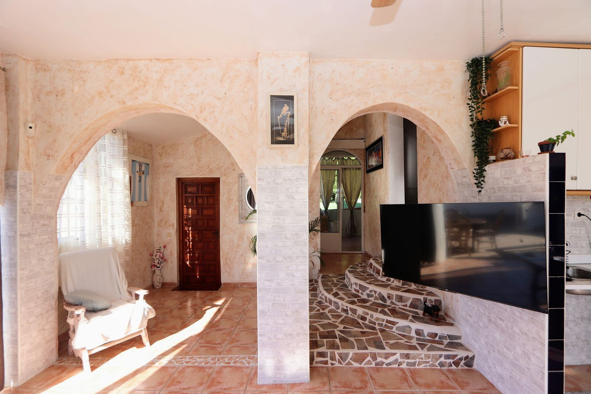 Se vende Villa - Chalet de 6 dormitorios en Costa Blanca, Alicante, España