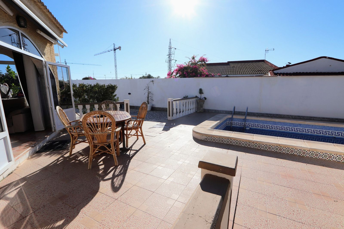 Se vende Villa - Chalet de 6 dormitorios en Costa Blanca, Alicante, España