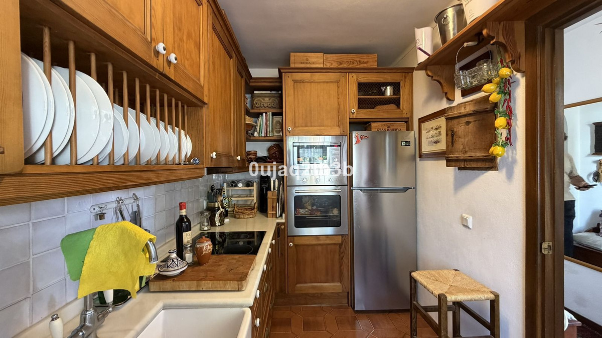 Se vende Apartamento Planta Media de 2 dormitorios en Costa Del Sol, Málaga, España