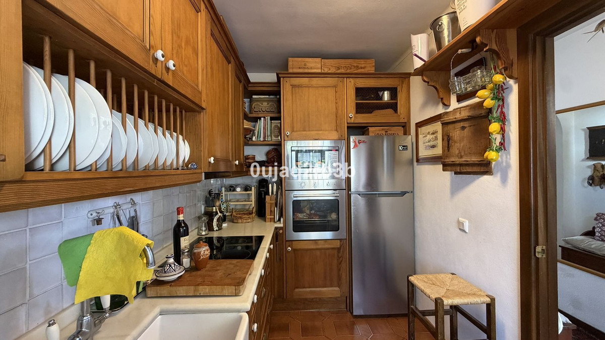 Se vende Apartamento Planta Media de 2 dormitorios en Costa Del Sol, Málaga, España