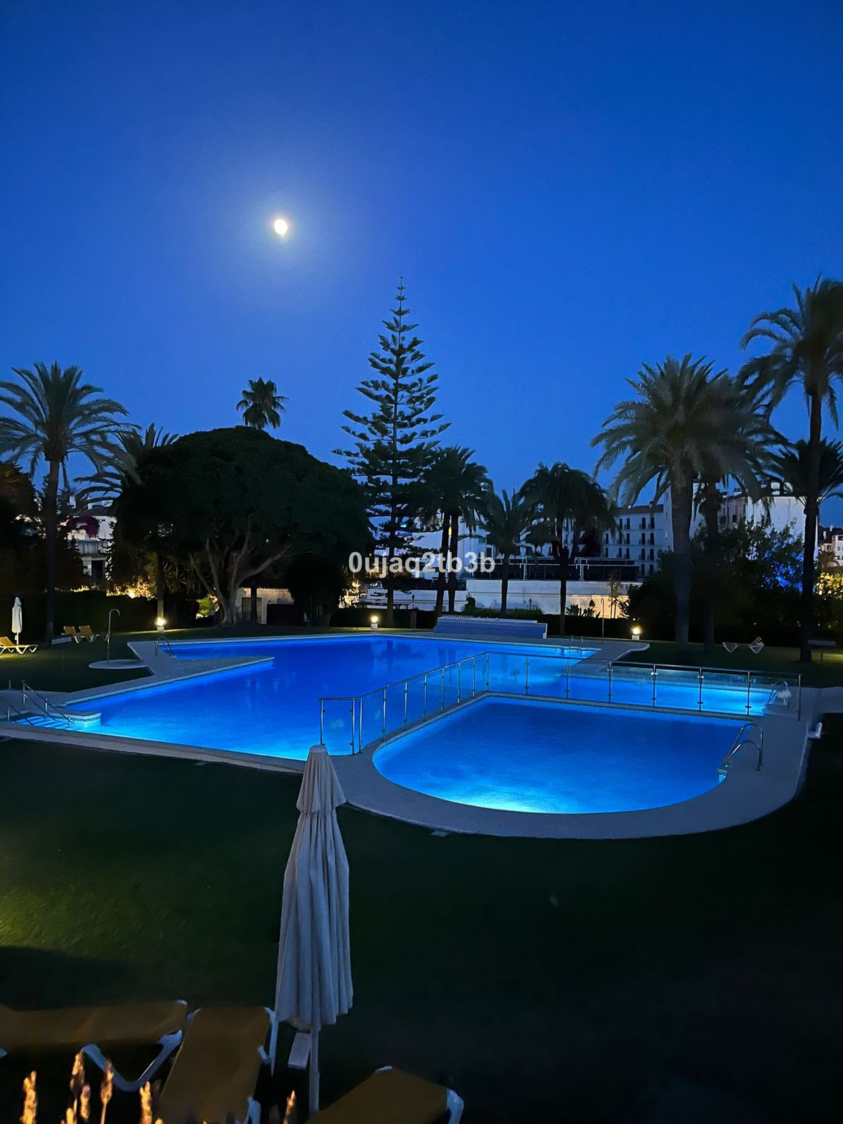 Se vende Apartamento Planta Media de 2 dormitorios en Costa Del Sol, Málaga, España