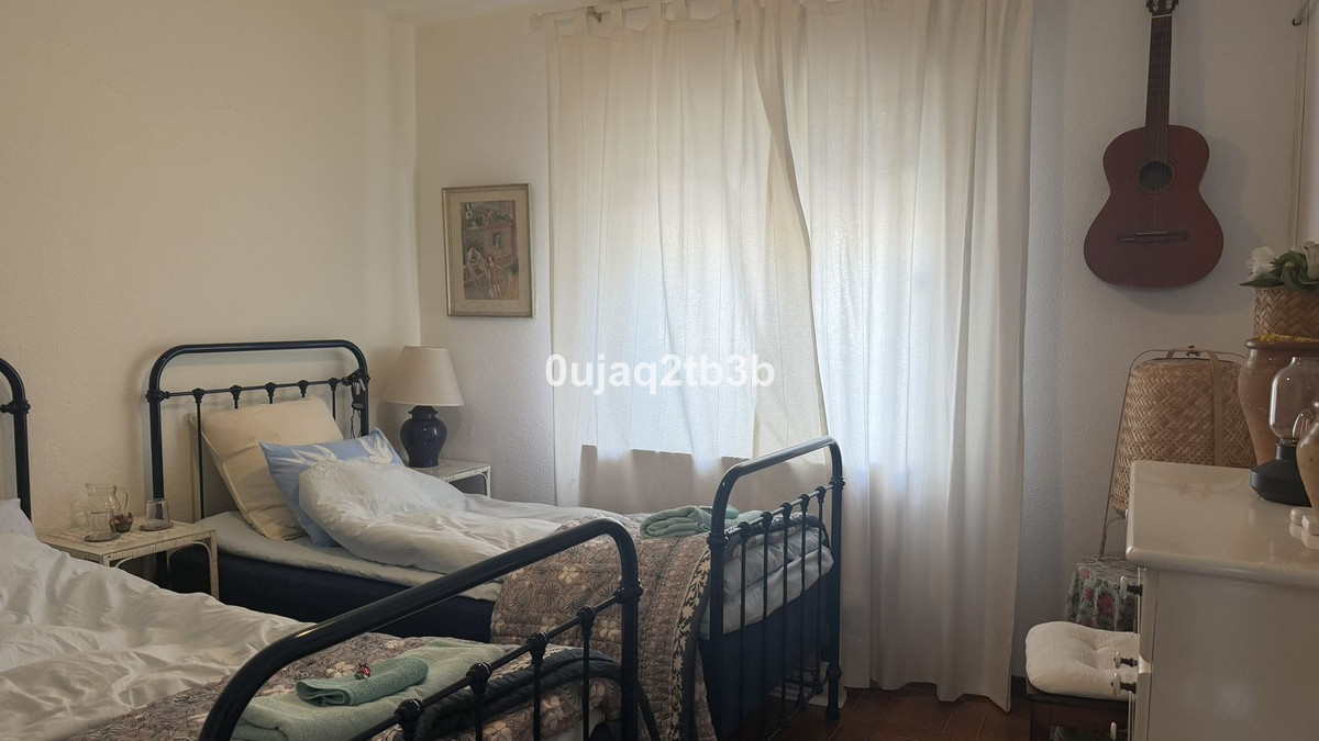 Se vende Apartamento Planta Media de 2 dormitorios en Costa Del Sol, Málaga, España