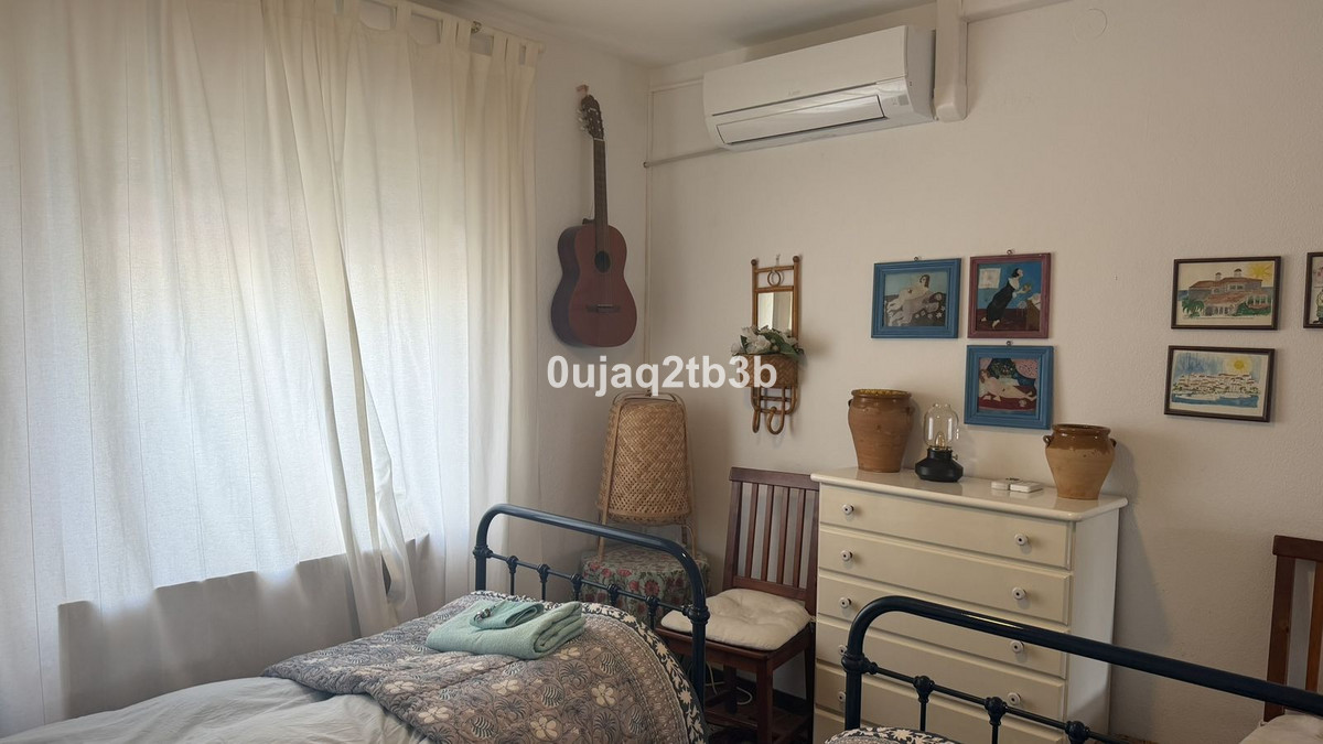 Se vende Apartamento Planta Media de 2 dormitorios en Costa Del Sol, Málaga, España