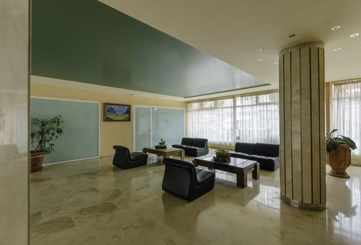 Se vende Apartamento Planta Media de 1 dormitorios en Costa Del Sol, Málaga, España