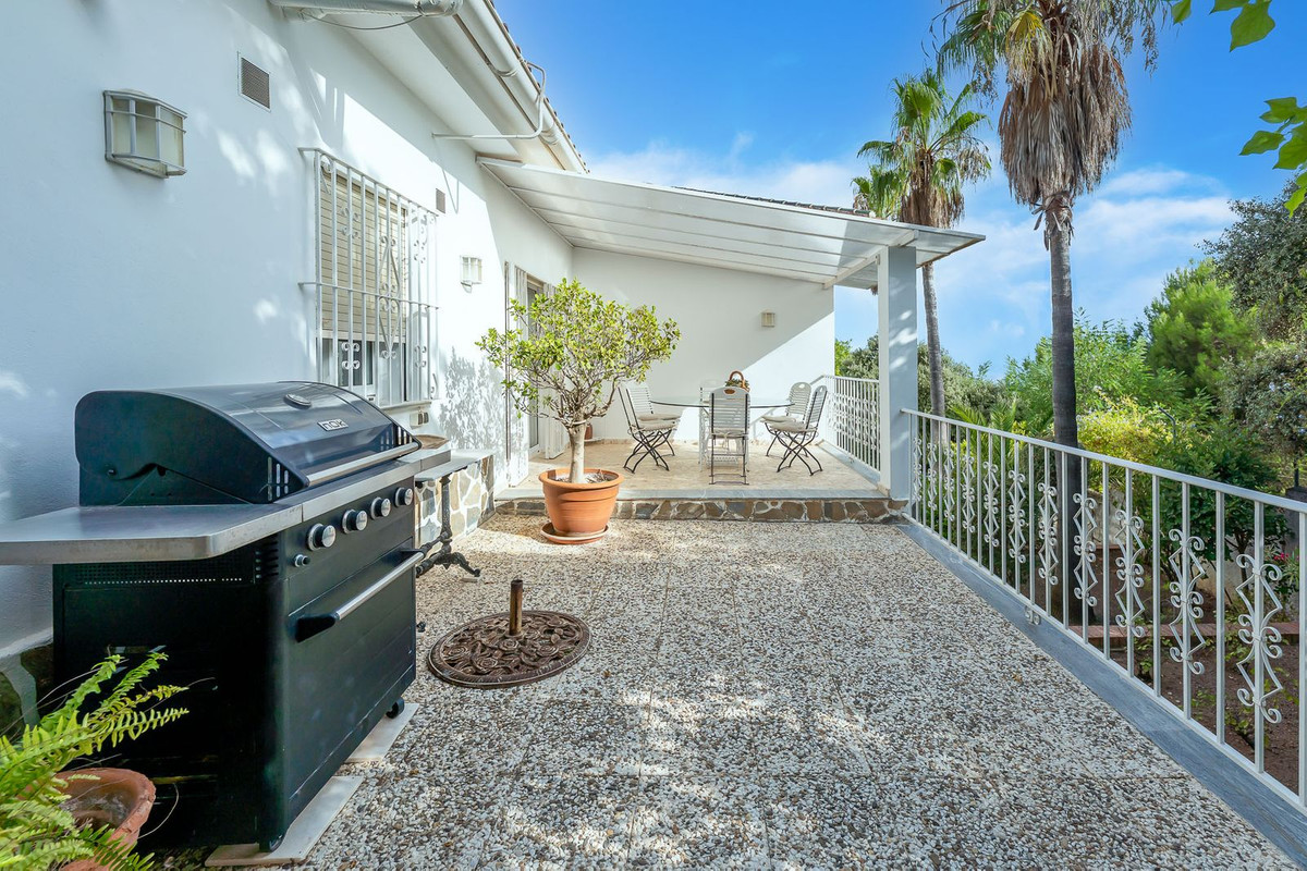 Se vende Villa - Chalet de 4 dormitorios en Costa Del Sol, Málaga, España
