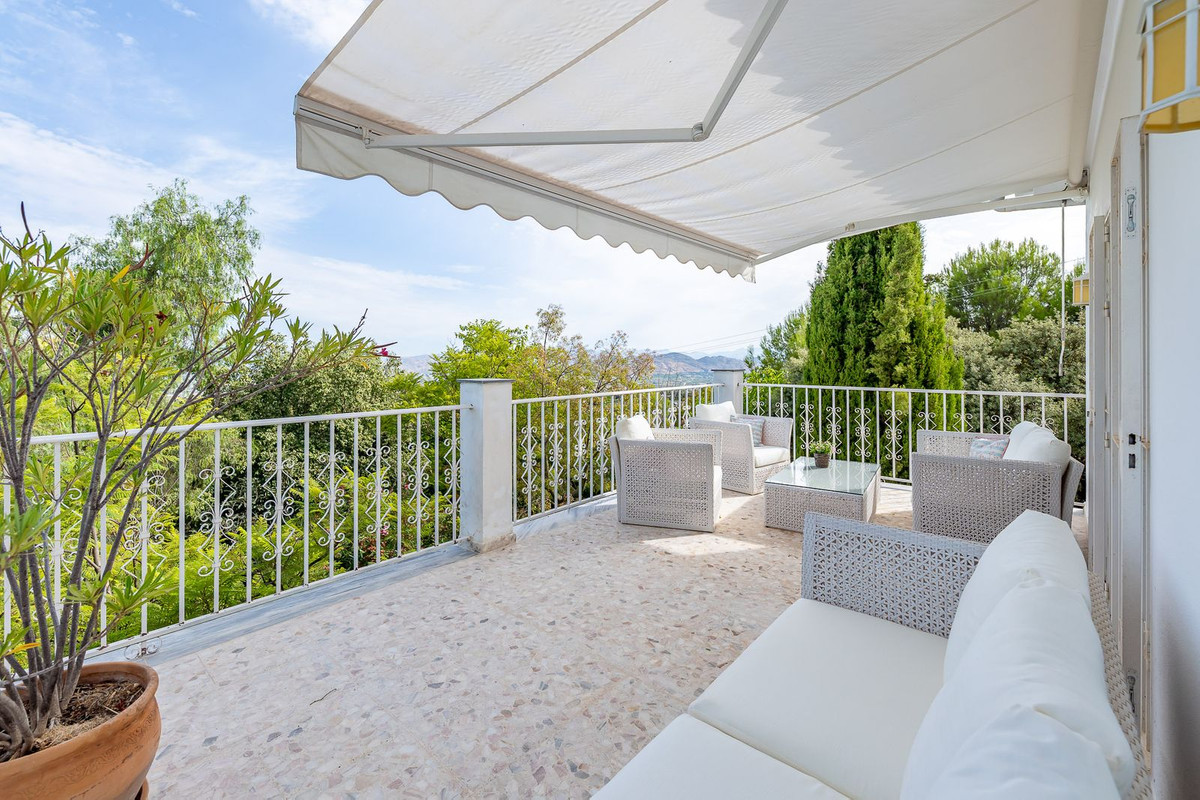Se vende Villa - Chalet de 4 dormitorios en Costa Del Sol, Málaga, España