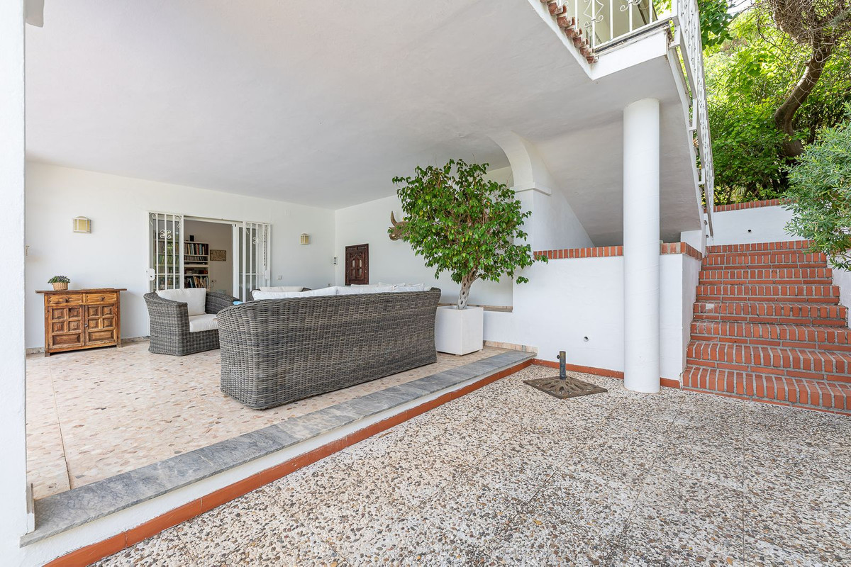 Se vende Villa - Chalet de 4 dormitorios en Costa Del Sol, Málaga, España