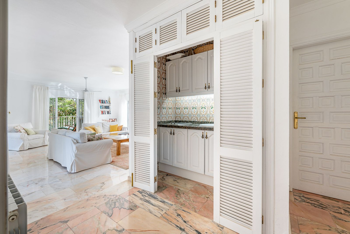 Se vende Villa - Chalet de 4 dormitorios en Costa Del Sol, Málaga, España
