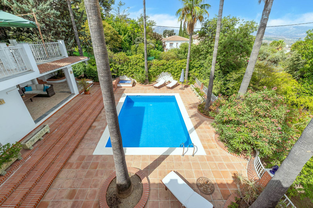 Se vende Villa - Chalet de 4 dormitorios en Costa Del Sol, Málaga, España