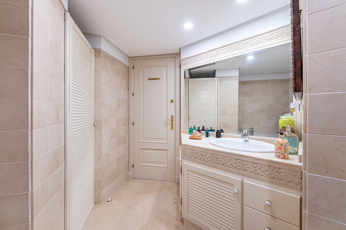 Se vende Apartamento Planta Baja de 1 dormitorios en Costa Del Sol, Málaga, España