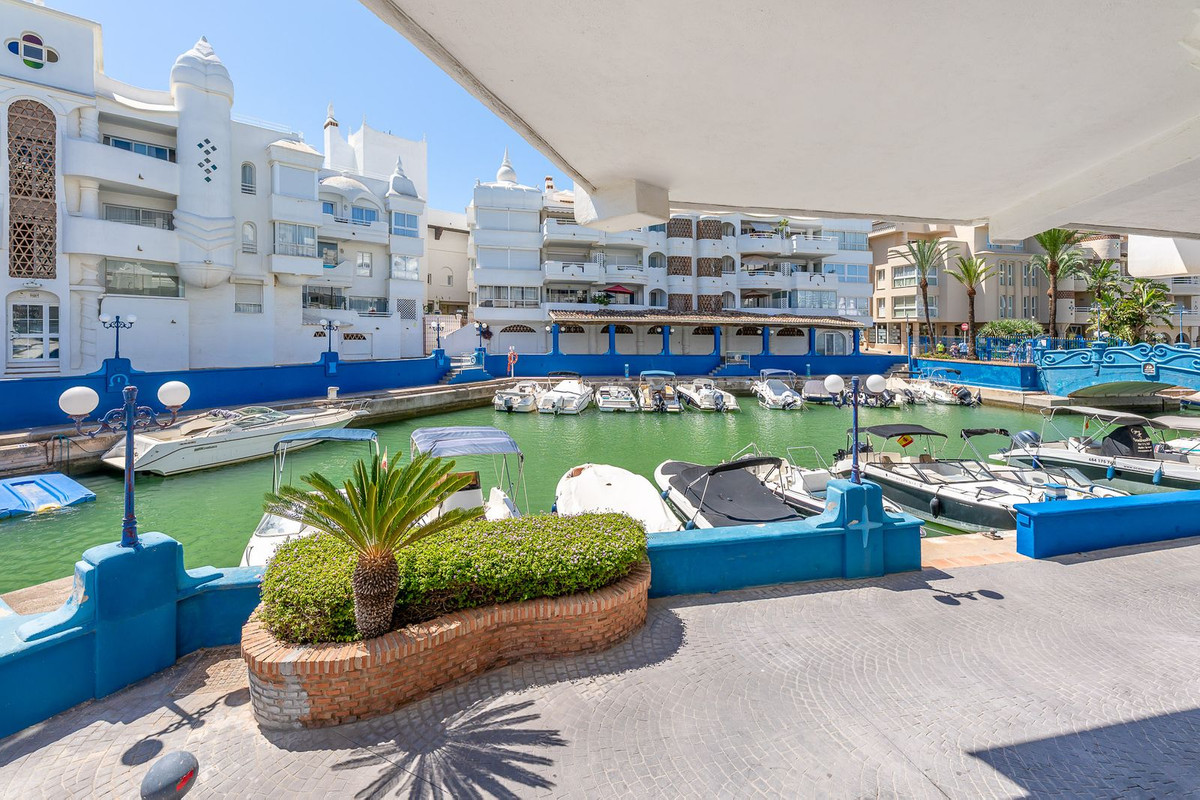 Se vende Apartamento Planta Baja de 1 dormitorios en Costa Del Sol, Málaga, España