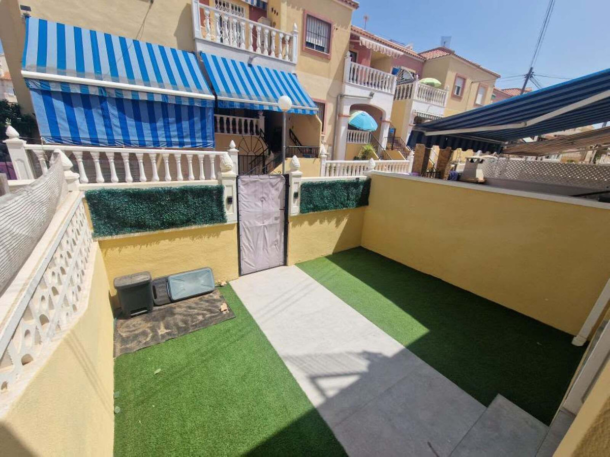 2 Bed Townhouse for sale in Torrevieja Costa Blanca, Alicante, Spain