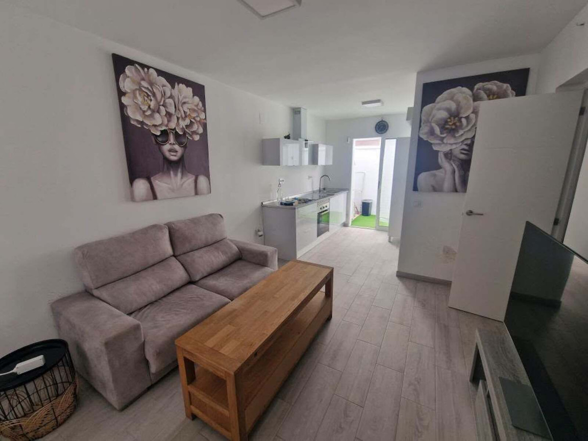 2 Bed Townhouse for sale in Torrevieja Costa Blanca, Alicante, Spain