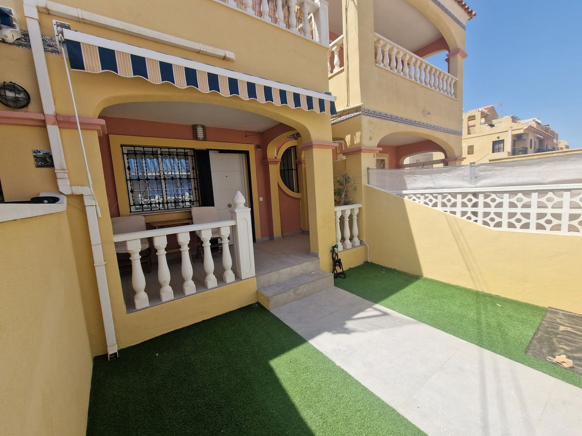 2 Bed Townhouse for sale in Torrevieja Costa Blanca, Alicante, Spain