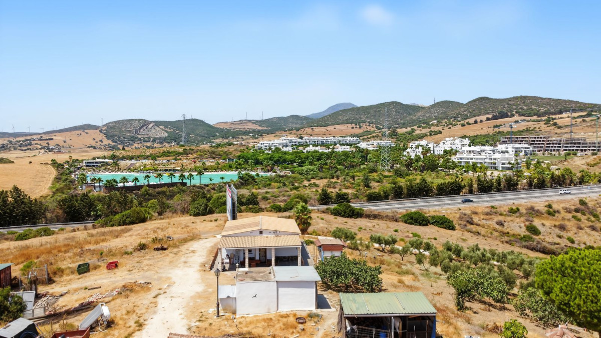 3 Bed Townhouse for sale in Casares Costa Del Sol, Málaga, Spain