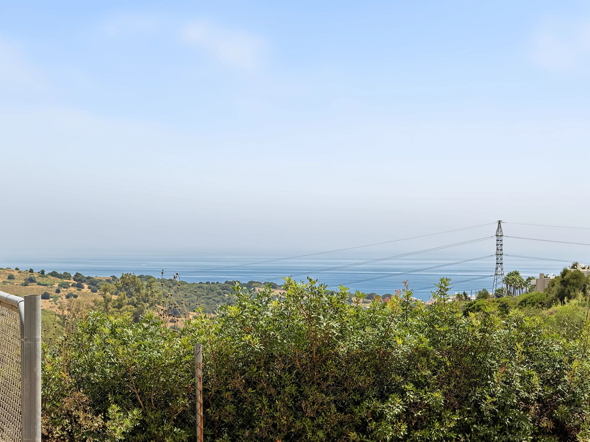 3 Bed Townhouse for sale in Casares Costa Del Sol, Málaga, Spain