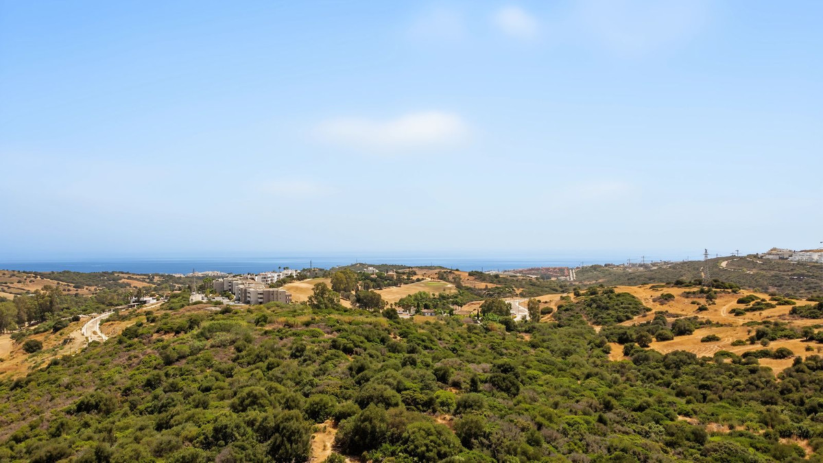 3 Bed Townhouse for sale in Casares Costa Del Sol, Málaga, Spain
