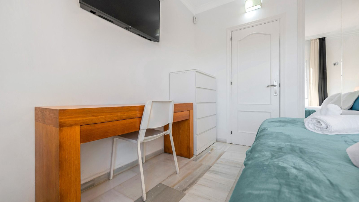 Se vende Apartamento en Planta Última de 2 dormitorios en Costa Del Sol, Málaga, España