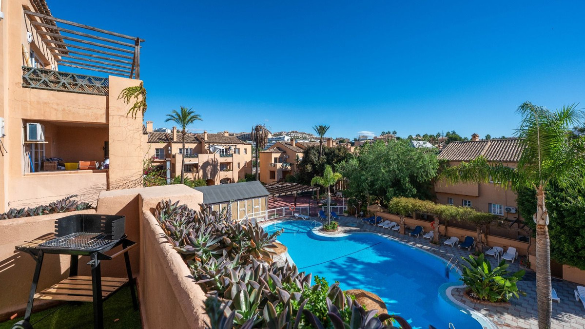 Se vende Apartamento en Planta Última de 2 dormitorios en Costa Del Sol, Málaga, España