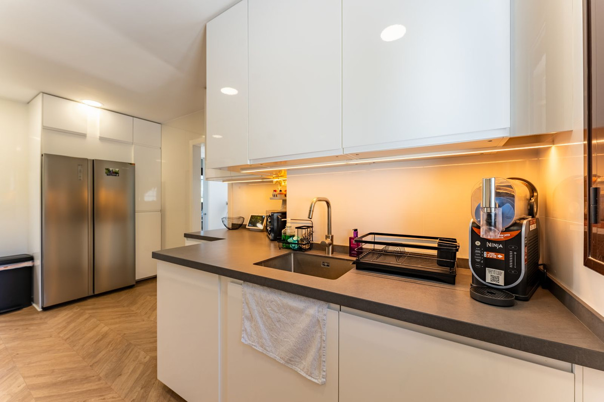 Se vende Pareada de 6 dormitorios en Costa Del Sol, Málaga, España