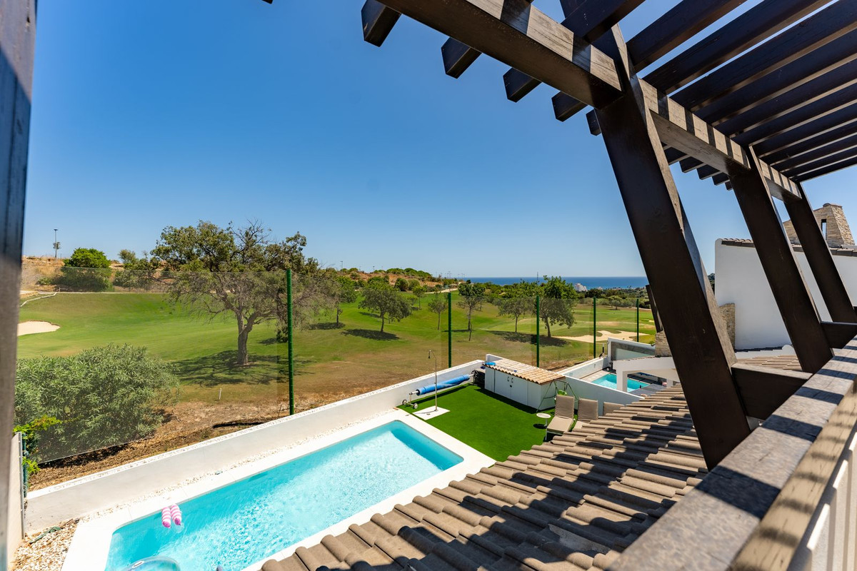 Se vende Pareada de 6 dormitorios en Costa Del Sol, Málaga, España