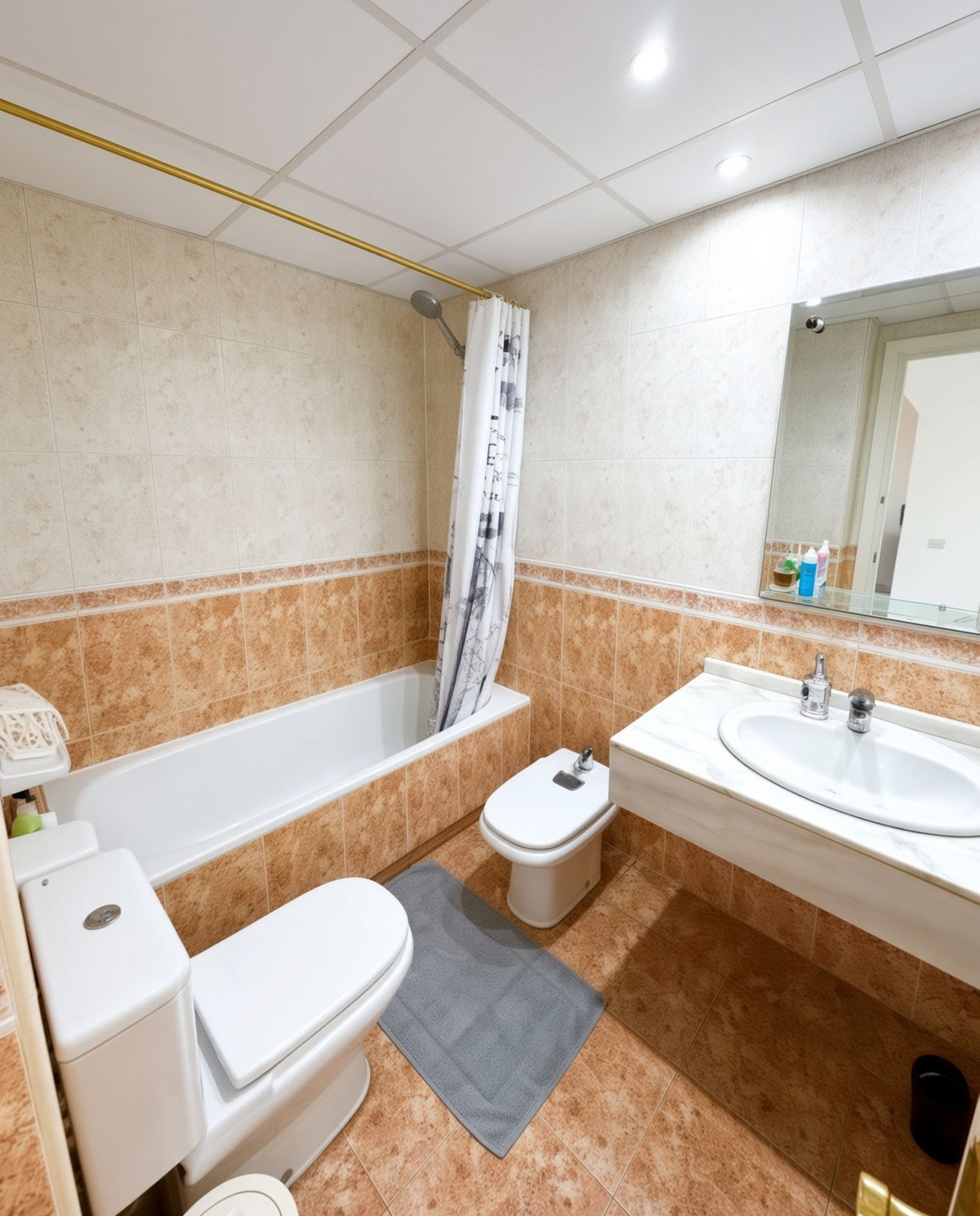 Se vende Apartamento Planta Media de 2 dormitorios en Costa Del Sol, Málaga, España