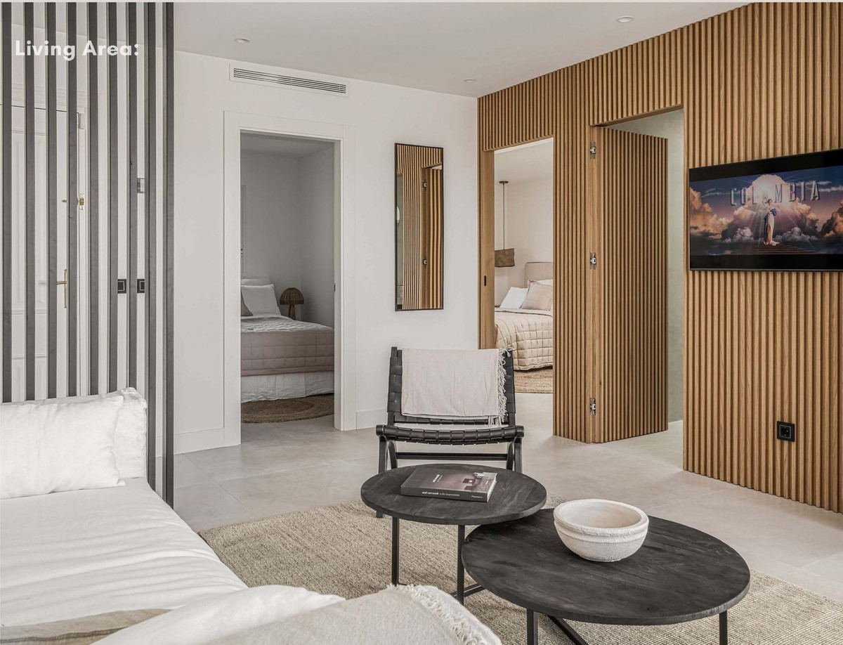 2 Bed Apartment for sale in La Quinta Costa Del Sol, Málaga, Spain