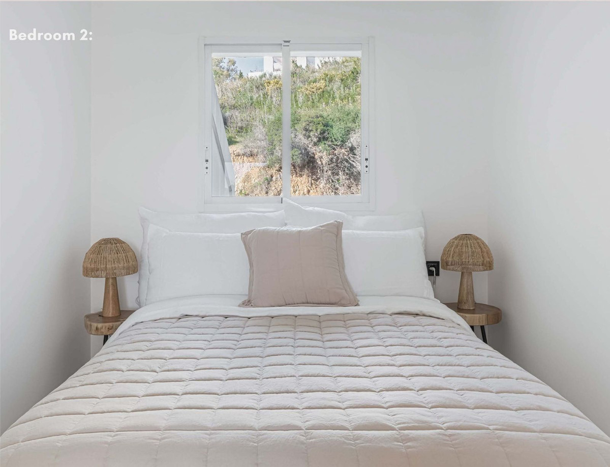 2 Bed Apartment for sale in La Quinta Costa Del Sol, Málaga, Spain
