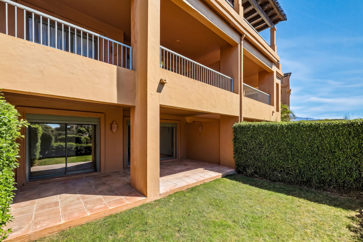 Se vende Apartamento Planta Baja de 2 dormitorios en Costa Del Sol, Málaga, España