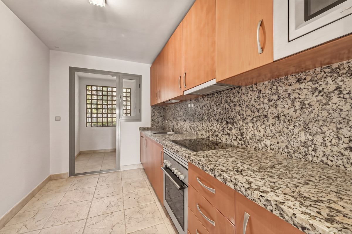 Se vende Apartamento Planta Baja de 2 dormitorios en Costa Del Sol, Málaga, España