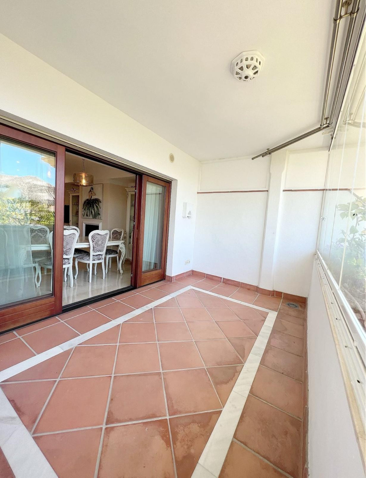 Se vende Apartamento Planta Media de 3 dormitorios en Costa Del Sol, Málaga, España