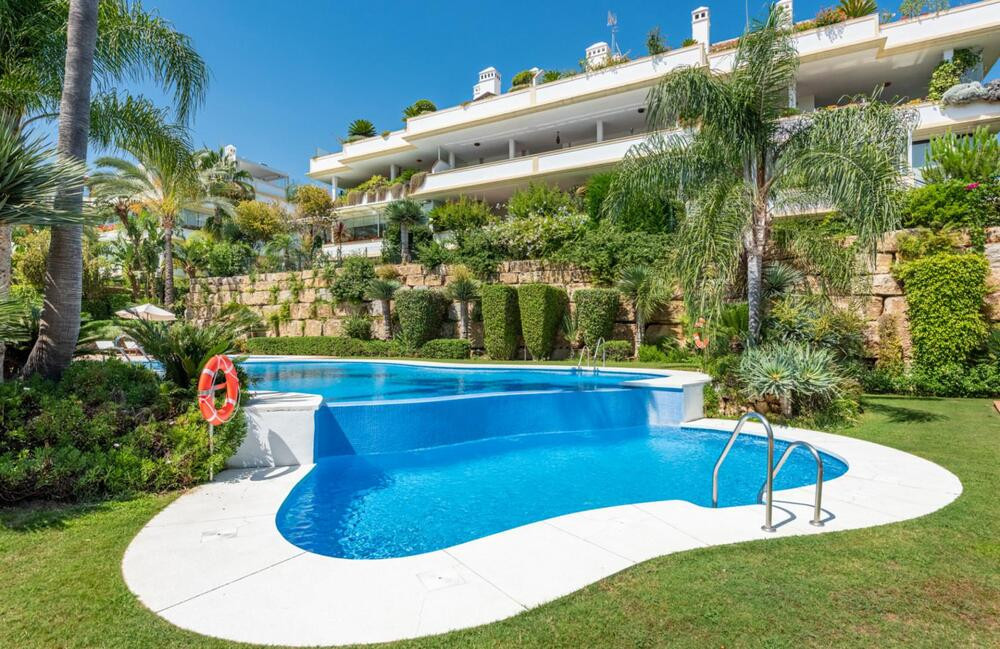 Se vende Apartamento Planta Media de 3 dormitorios en Costa Del Sol, Málaga, España