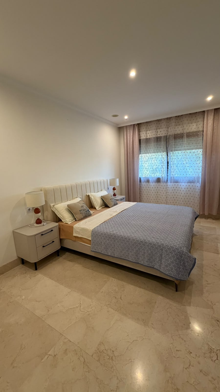 Se vende Apartamento Planta Media de 3 dormitorios en Costa Del Sol, Málaga, España