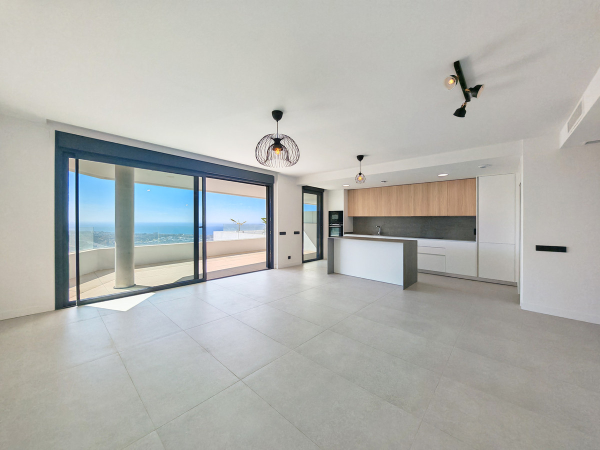 Se vende Apartamento Planta Media de 3 dormitorios en Costa Del Sol, Málaga, España