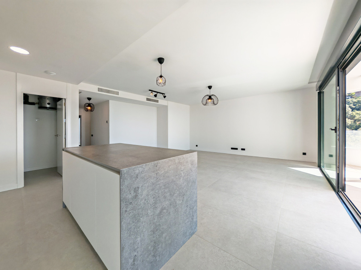 Se vende Apartamento Planta Media de 3 dormitorios en Costa Del Sol, Málaga, España