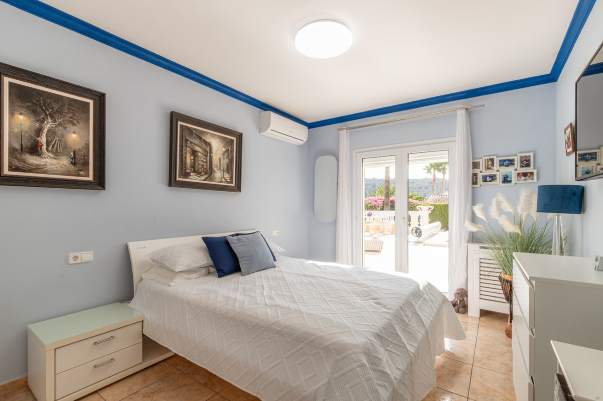 Se vende Villa - Chalet de 3 dormitorios en Costa Blanca, Alicante, España