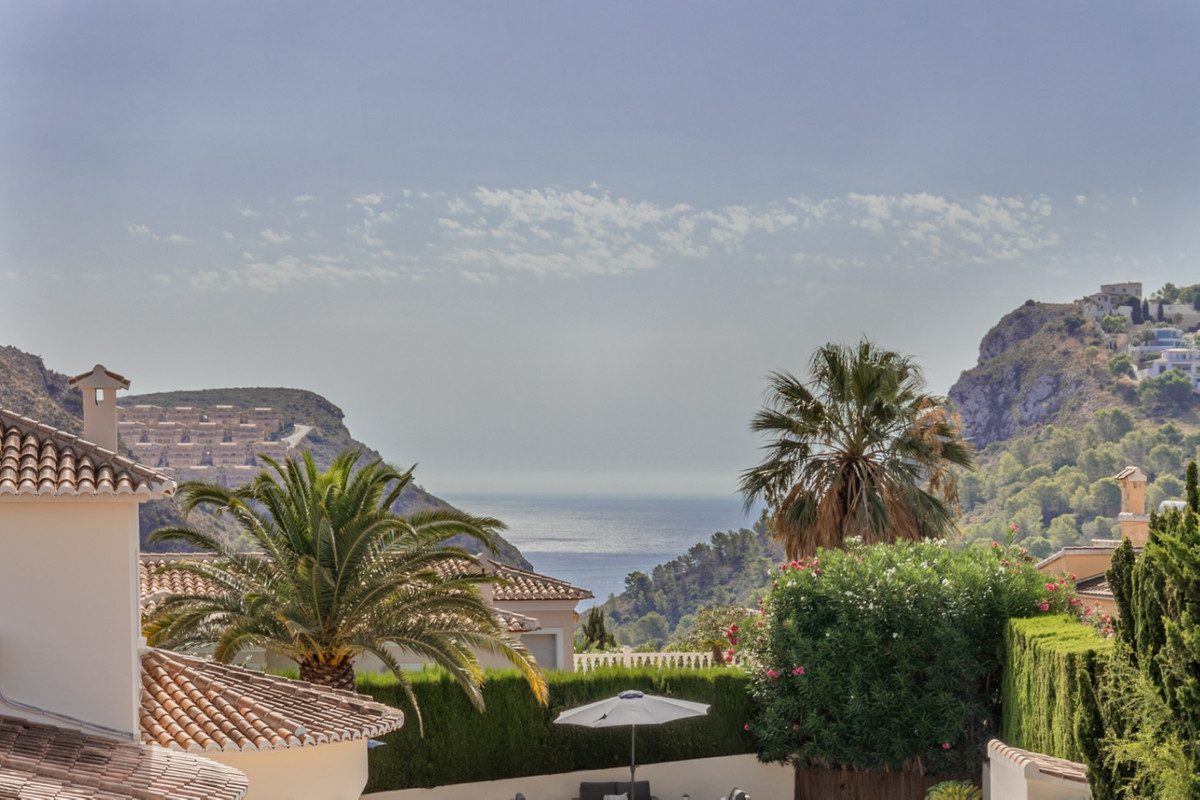 Se vende Villa - Chalet de 3 dormitorios en Costa Blanca, Alicante, España