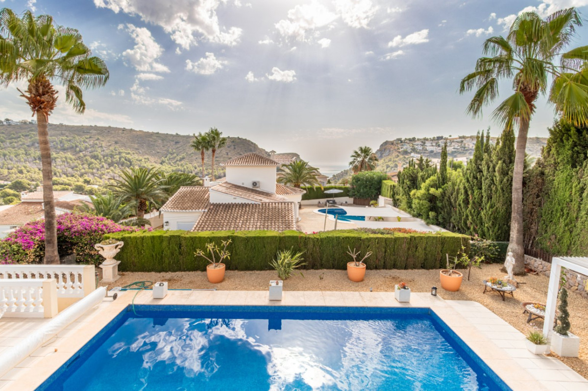 Se vende Villa - Chalet de 3 dormitorios en Costa Blanca, Alicante, España