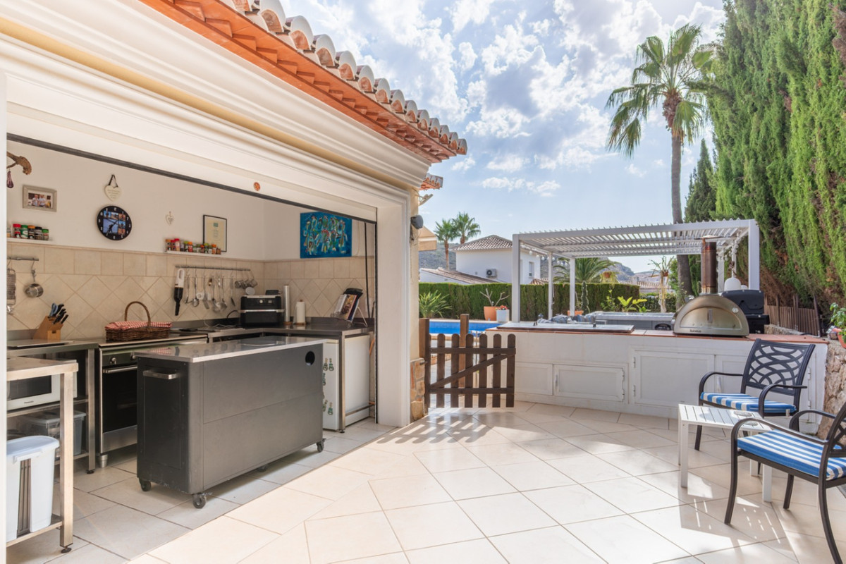 Se vende Villa - Chalet de 3 dormitorios en Costa Blanca, Alicante, España