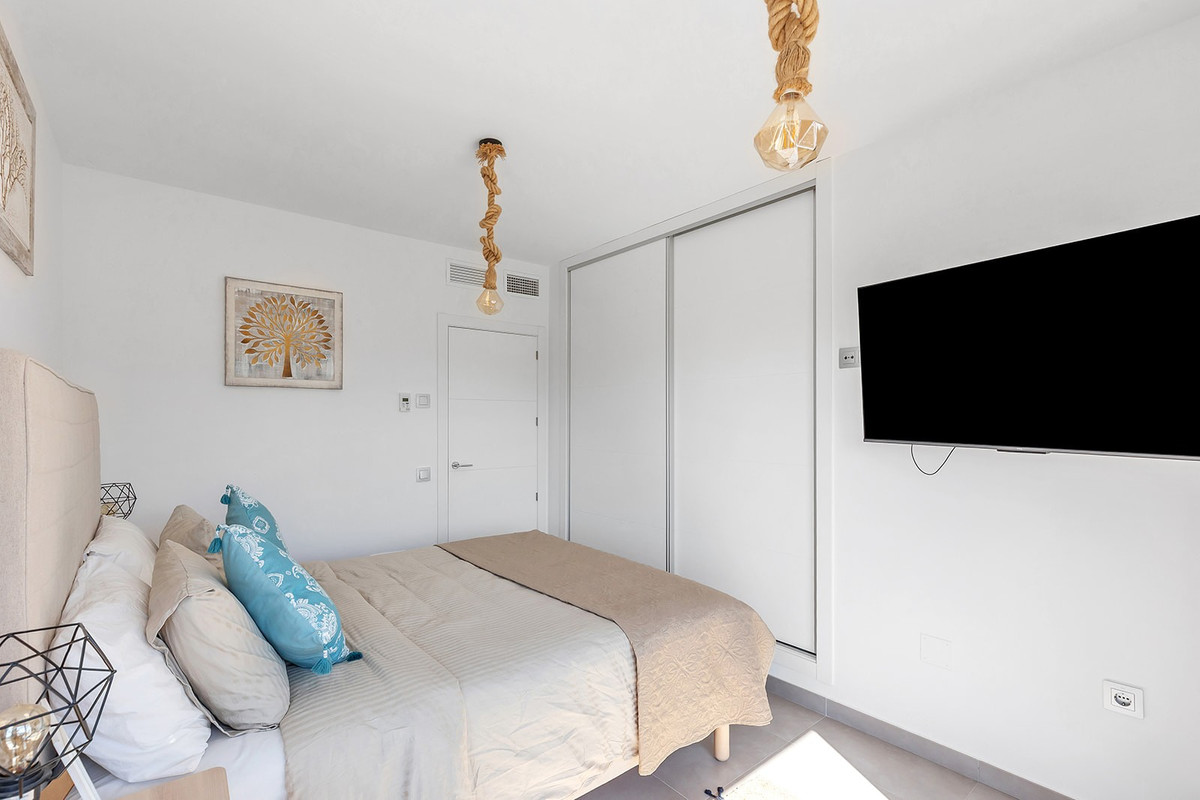 Se vende Villa - Chalet de 3 dormitorios en Costa Blanca, Alicante, España