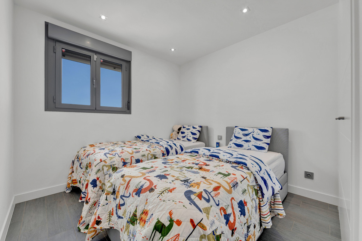 Se vende Apartamento Planta Baja de 2 dormitorios en Costa Del Sol, Málaga, España