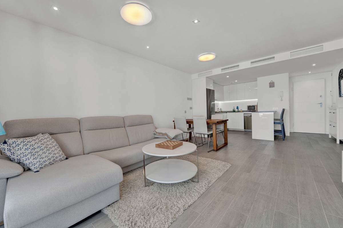 Se vende Apartamento Planta Baja de 2 dormitorios en Costa Del Sol, Málaga, España
