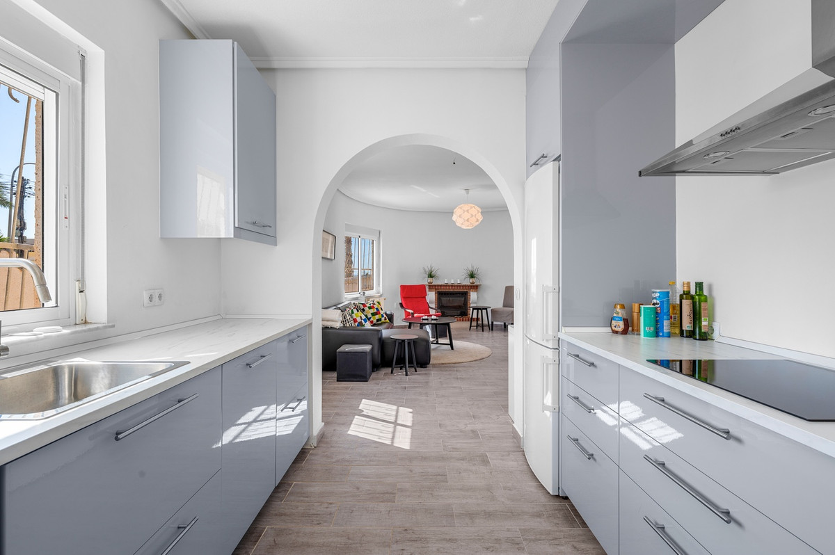 Se vende Villa - Chalet de 3 dormitorios en Costa Blanca, Alicante, España