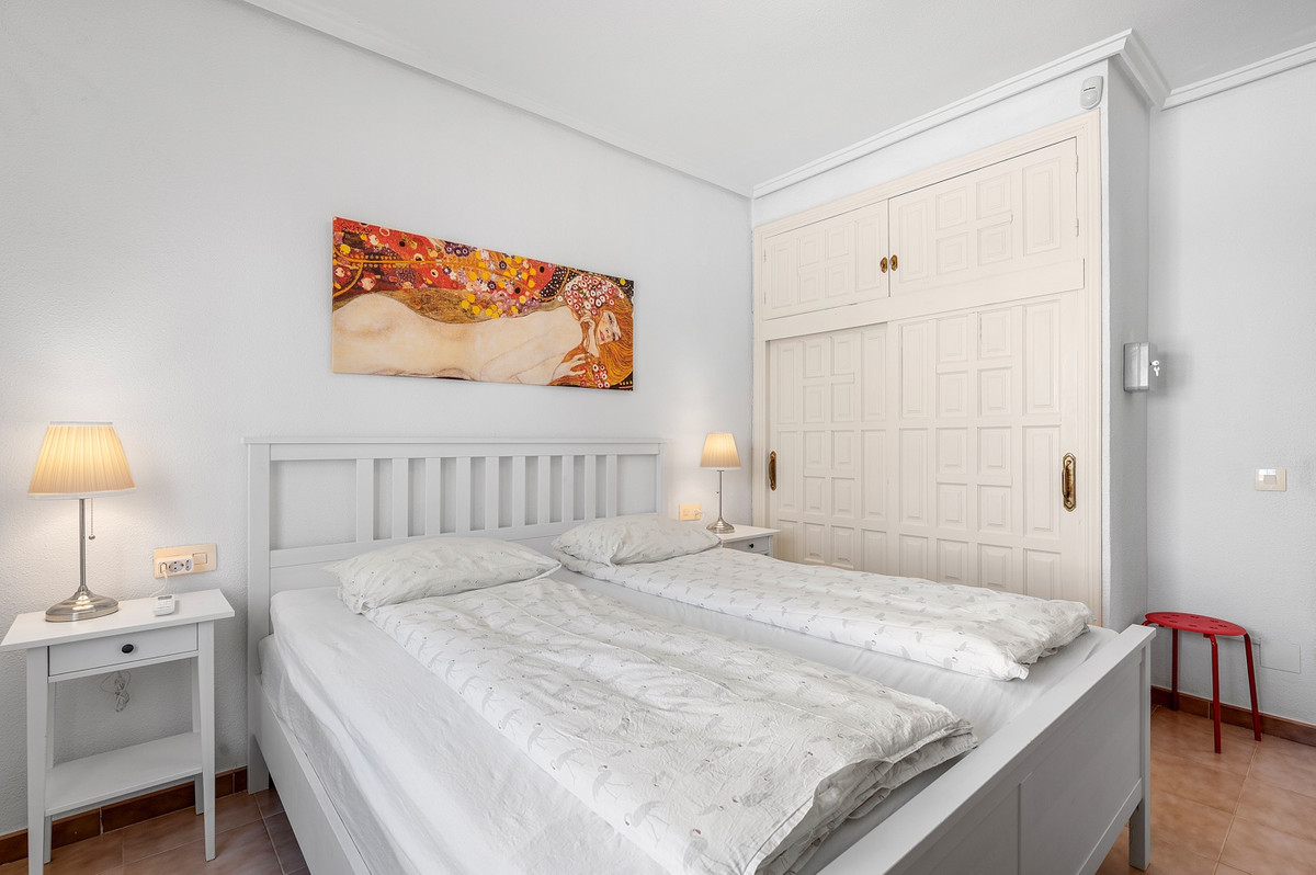 Se vende Villa - Chalet de 3 dormitorios en Costa Blanca, Alicante, España