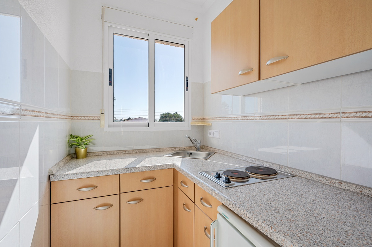Se vende Villa - Chalet de 3 dormitorios en Costa Blanca, Alicante, España