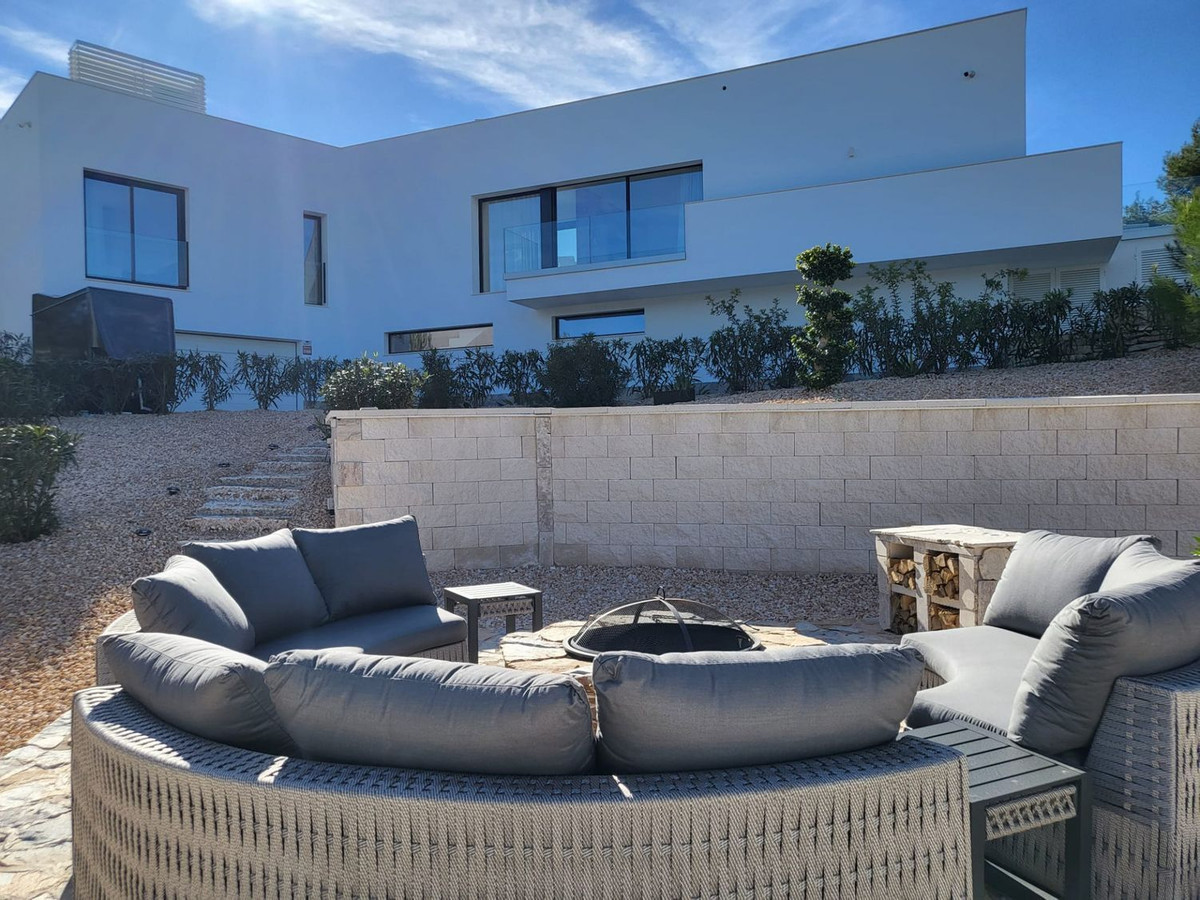 Se vende Villa - Chalet de 4 dormitorios en Costa Blanca, Alicante, España