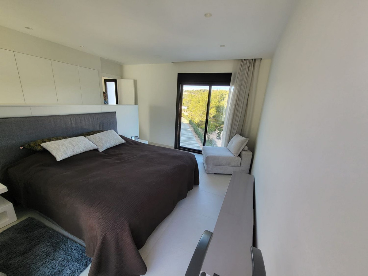 Se vende Villa - Chalet de 4 dormitorios en Costa Blanca, Alicante, España