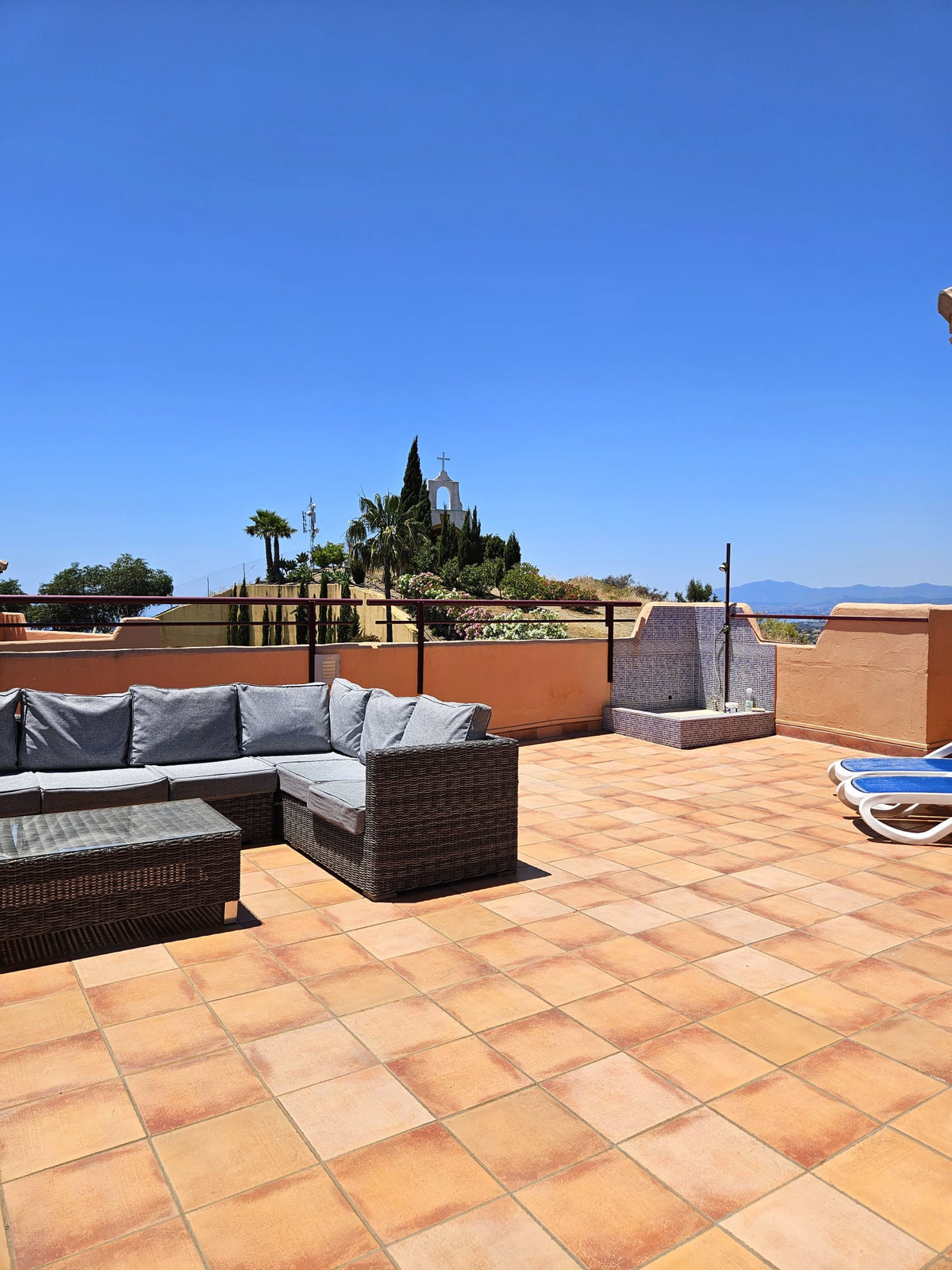 Se vende Apartamento Planta Media de 3 dormitorios en Costa Del Sol, Málaga, España